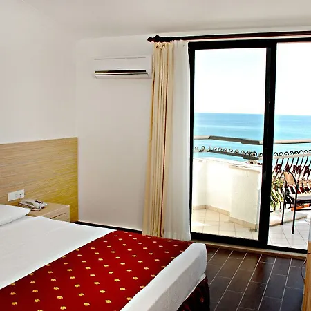 Boulevard Otel 3*
