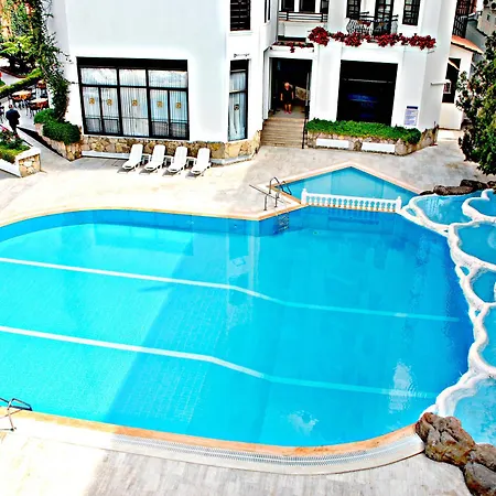 Boulevard Otel