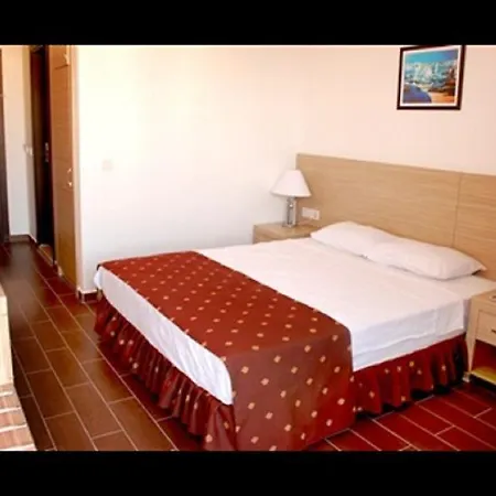 Boulevard 3*